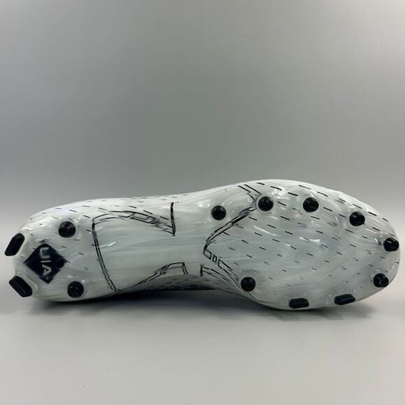 Under Armour Spotlight Lux MC 2.0 Men Size 10 Black White Football Cleats NEW - Picture 5 of 6